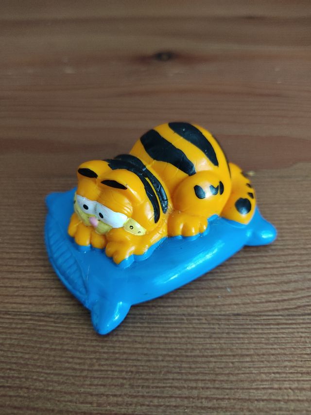 Statuetta in PVC di Buzz Lightyear e Garfield