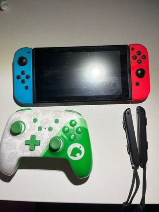 Nintendo Switch - Consola y mando