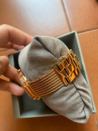 Reloj Guess sin estrenar. 