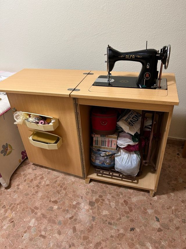 Máquina coser Alfa S.A. Eibar