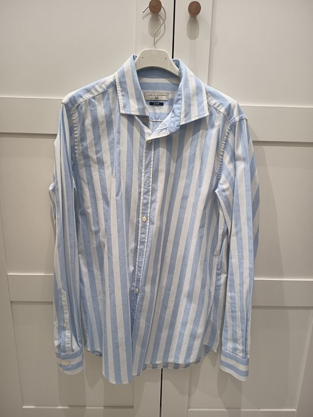 Camisa Zara azul estampada y camisas variadas ,