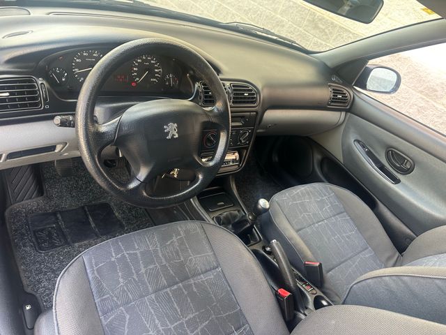 Peugeot 406 SR 1.8