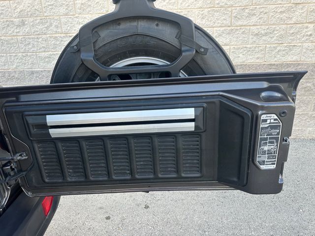 Jeep Wrangler 4p 2.0 380CV 80 Aniversario 8ATX E6D