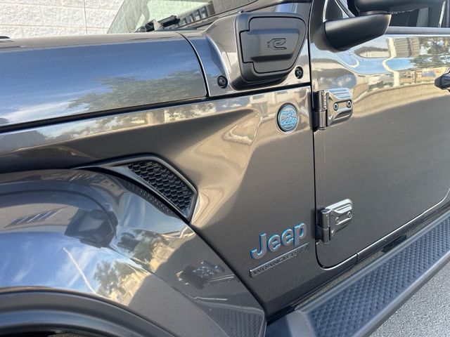 Jeep Wrangler 4p 2.0 380CV 80 Aniversario 8ATX E6D