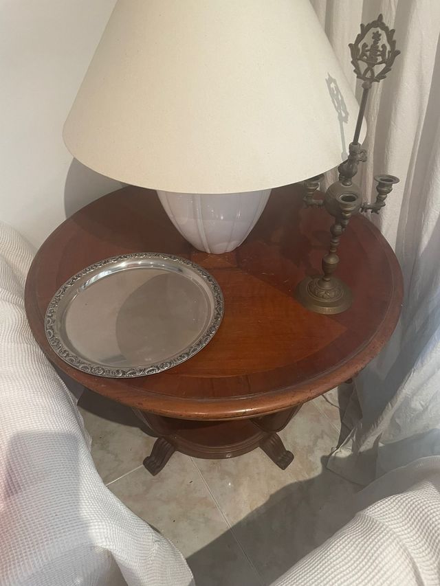 Mesa redonda madera -  madera oscura