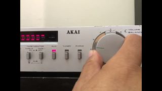 Amplificador AKAI AM-U22 - Gris plata