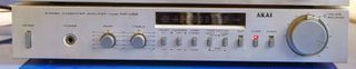 Amplificador AKAI AM-U22 - Gris plata