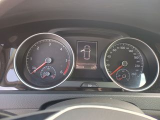 Volkswagen Golf 2013. 1.6 TDI.