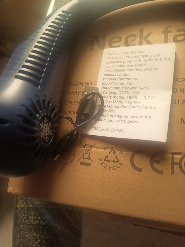 Ventilador cuello azul