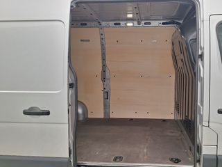 Opel Movano 2021 L2H2 135 CV