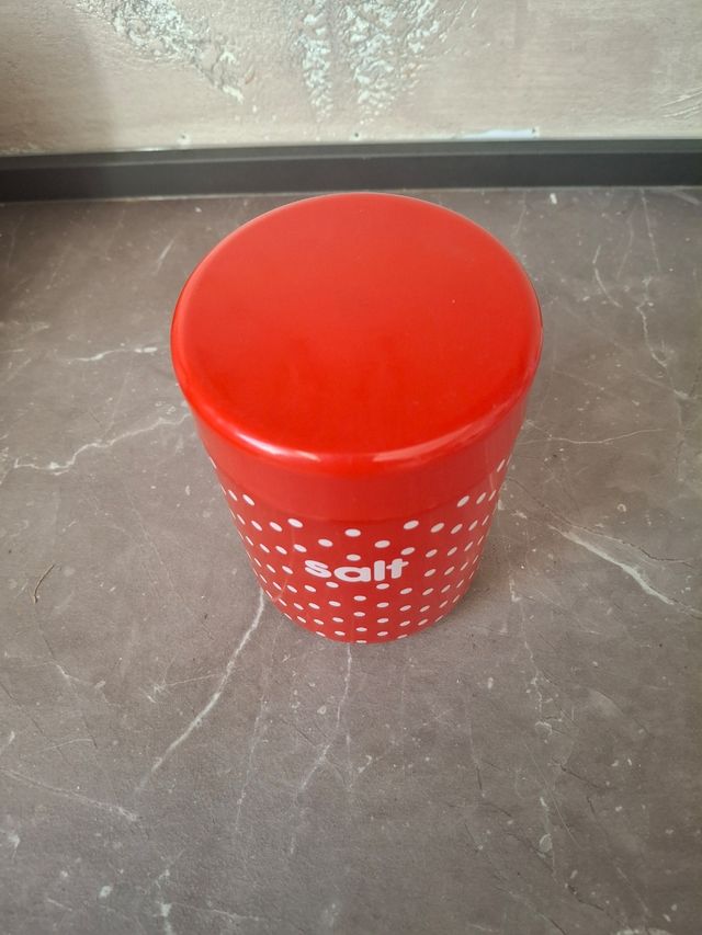 Barattolo sale Cerve vintage rosso