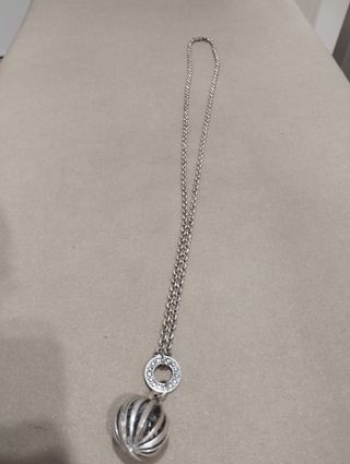 Collar largo de metal con Bola