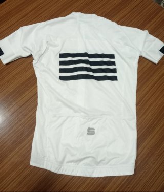 Maillot sportfull, culote y chaleco talla S