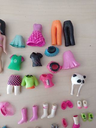Muñecas Polly Pocket y ropa