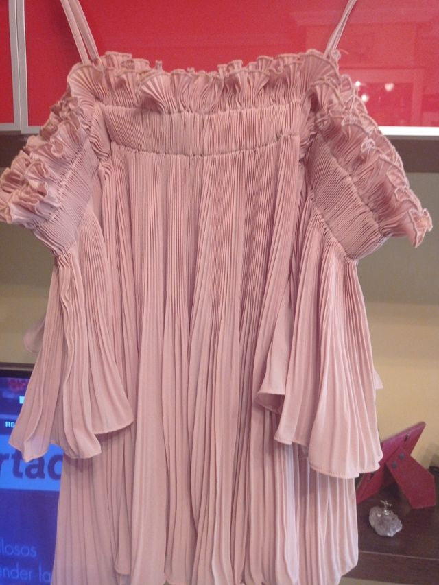 Blusa rosa plisada