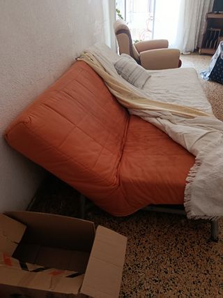 Sofá cama naranja plegable