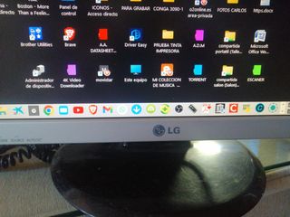 Monitor FLATRON Wide