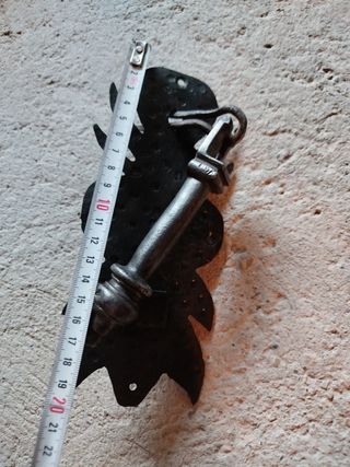 Pomos llamadores puerta forja