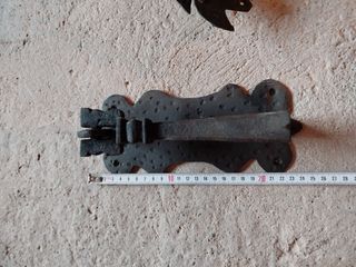 Pomos llamadores puerta forja