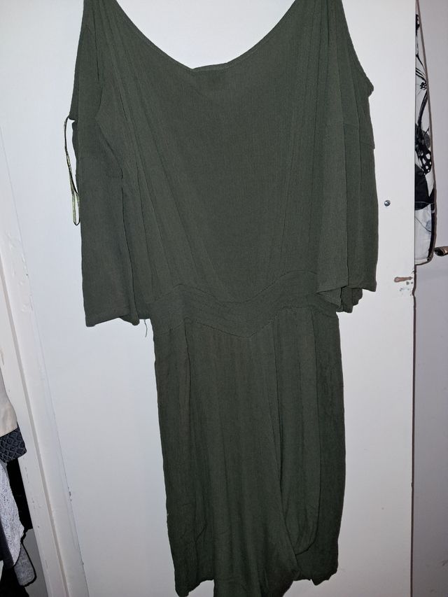 LOTE VESTIDOS O SUELTOS