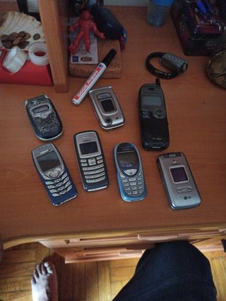 8 Teléfonos móviles antiguos