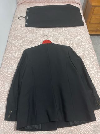 Traje chaqueta pantalón negro M