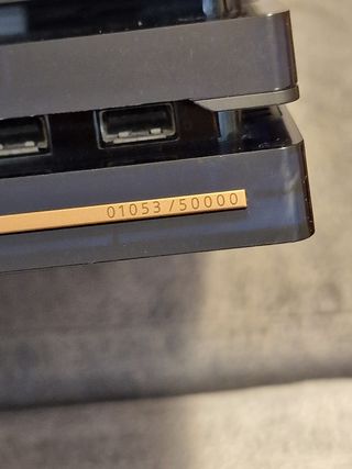 PS4 (PlayStation 4) 500 millones ed. limitada