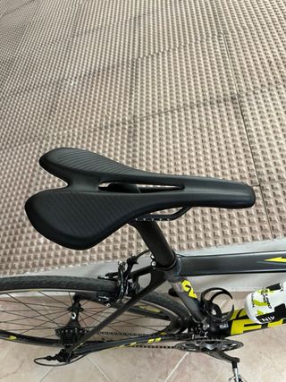 Bicicleta Carretera carbono Fuji altamira