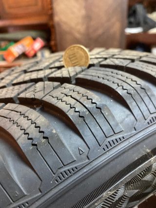 4 Neumaticos Invierno Llantas 215/60R16 99H