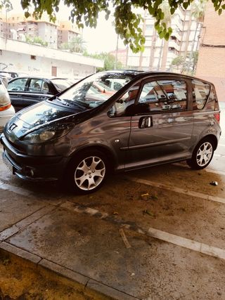 Peugeot 1007 2009