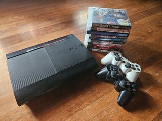 PS3 500GB + 2 mandos + 12 juegos