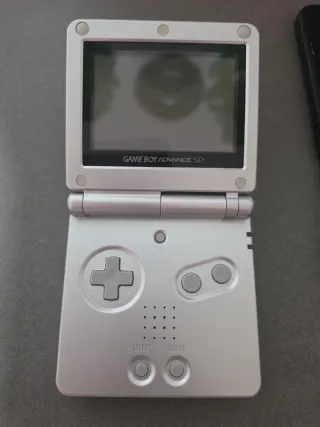Game Boy Advance SP Plata - 6 juegos