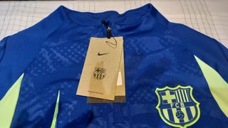 Nueva Sudadera FC Barcelona Nike Talla M / L 