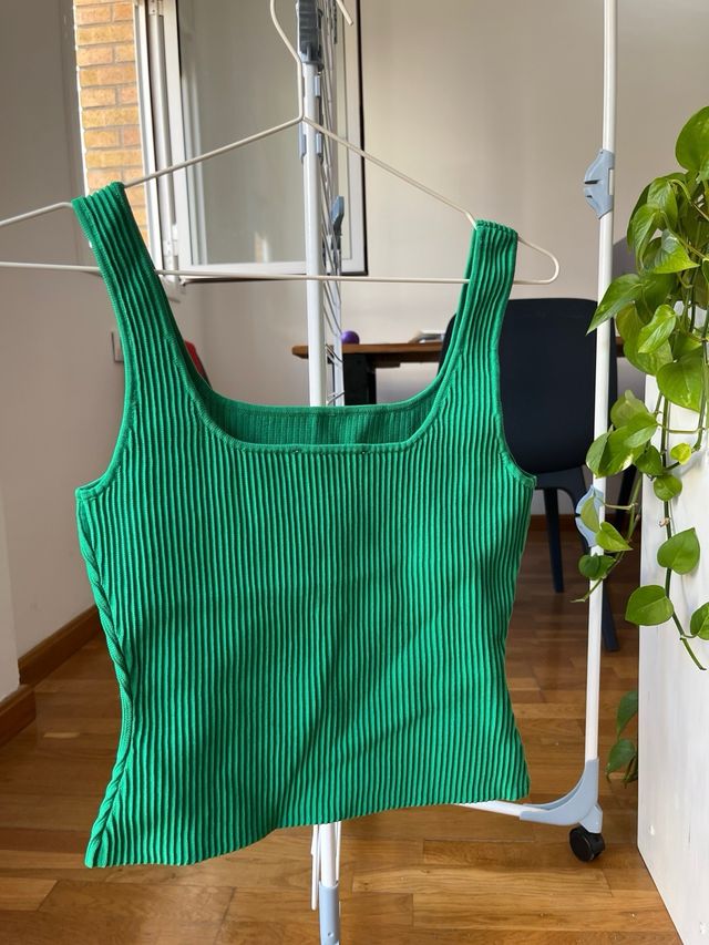 Top Mango verde - Tirantes