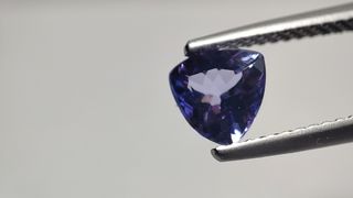 Tanzanita talla Trillón