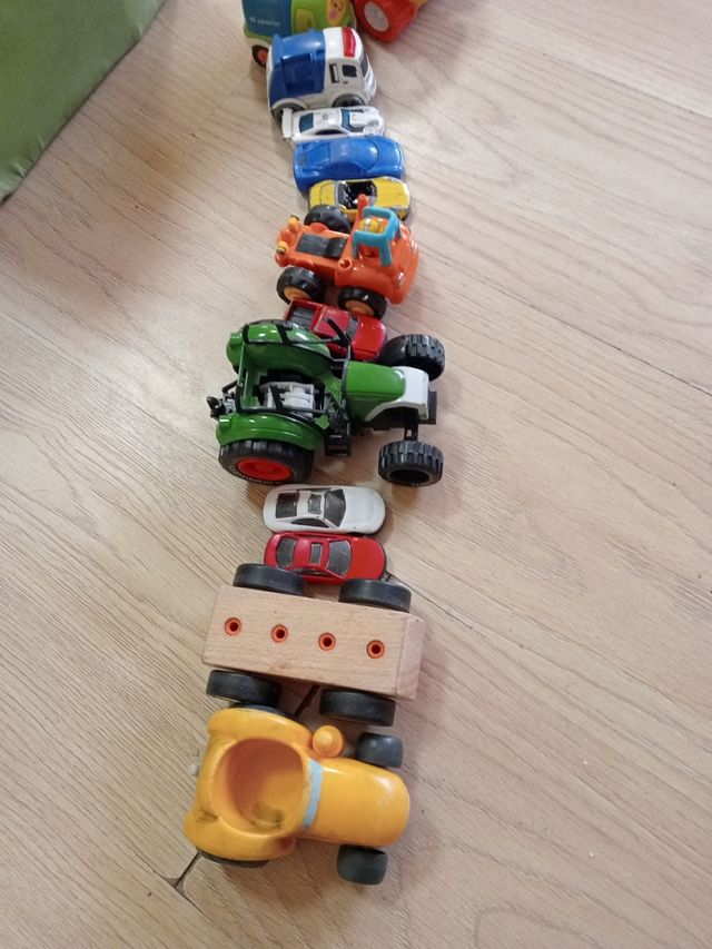 Lote de coches de juguete