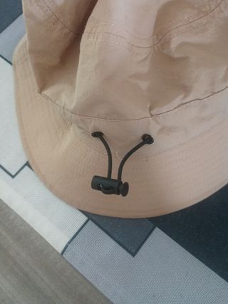 Cappellino Stone Island beige