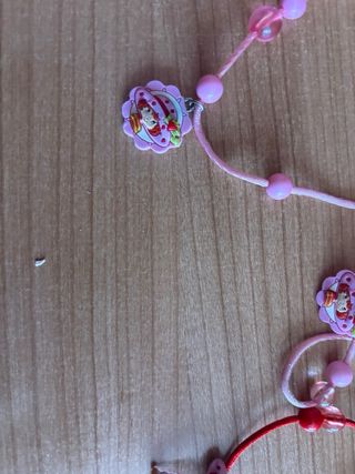 Collar y pulsera Fresita