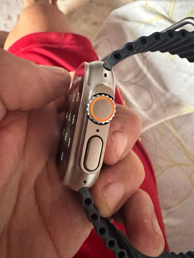 Apple Watch Ultra 2 (49mm) - Negro/Plata