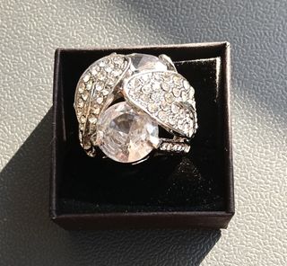 Anillo bisutería plata blanco con piedra diamante