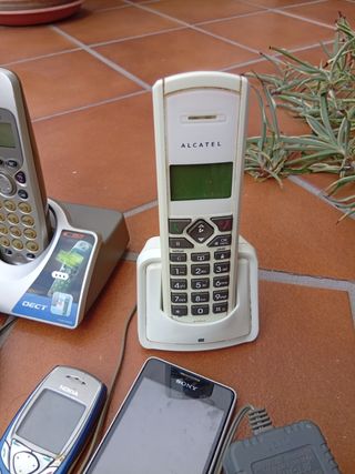 Móviles antiguos varios - piezas