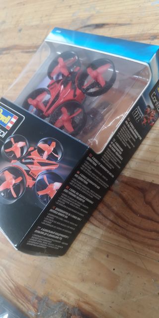Quadrocóptero Revell FIZZ - Novo