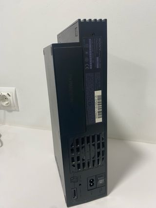 PlayStation 2 (PS2) negra