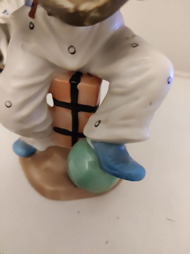 Statuina in ceramica portafiori anni 80