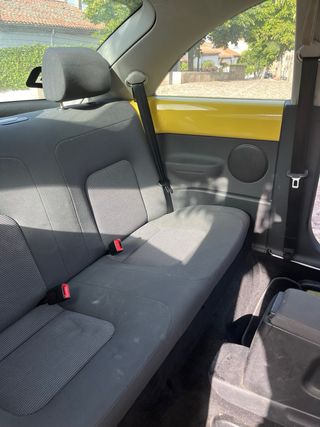 Volkswagen New beetle 2004