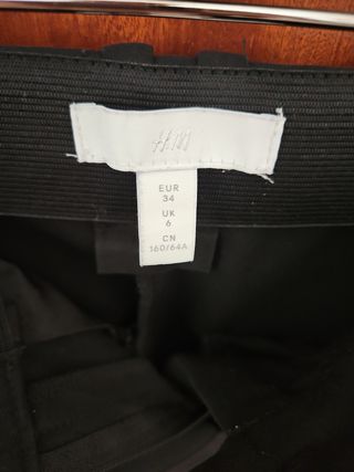 Pantalón pinza negro - elegante. Talla 34.