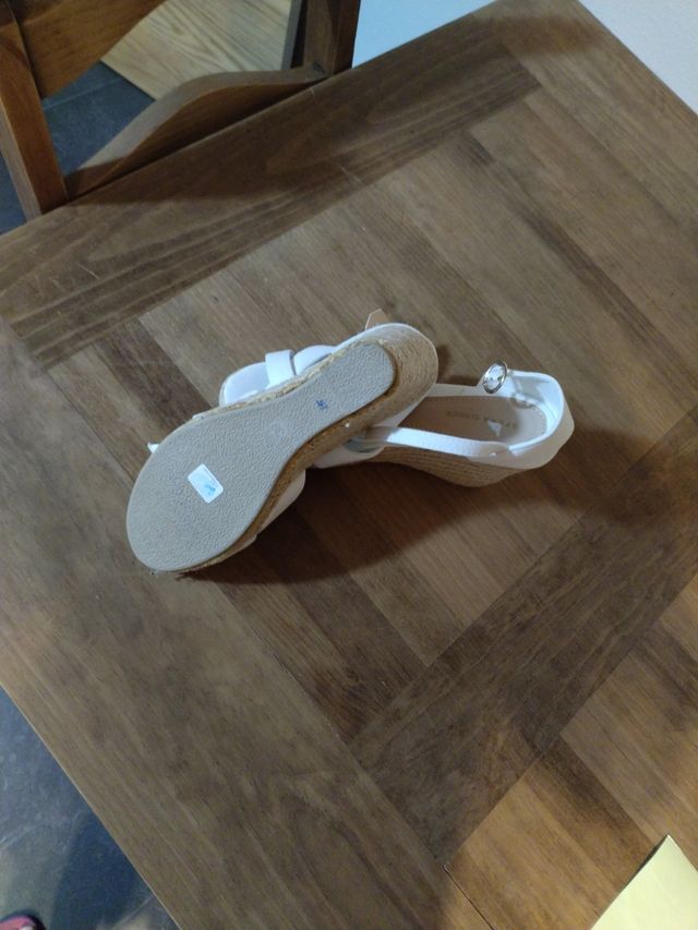 Sandalias cuña esparto blancas