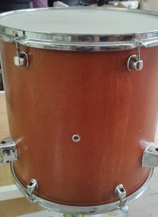 Tamburi acustici.