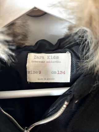 Abrigo negro Zara para niña talla 9