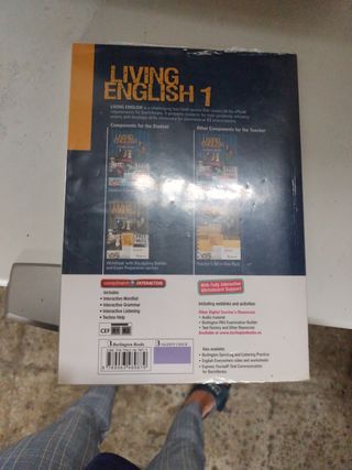 LIVING ENGLISH 1 BACH SB y WB ED.14 Burlington Boo